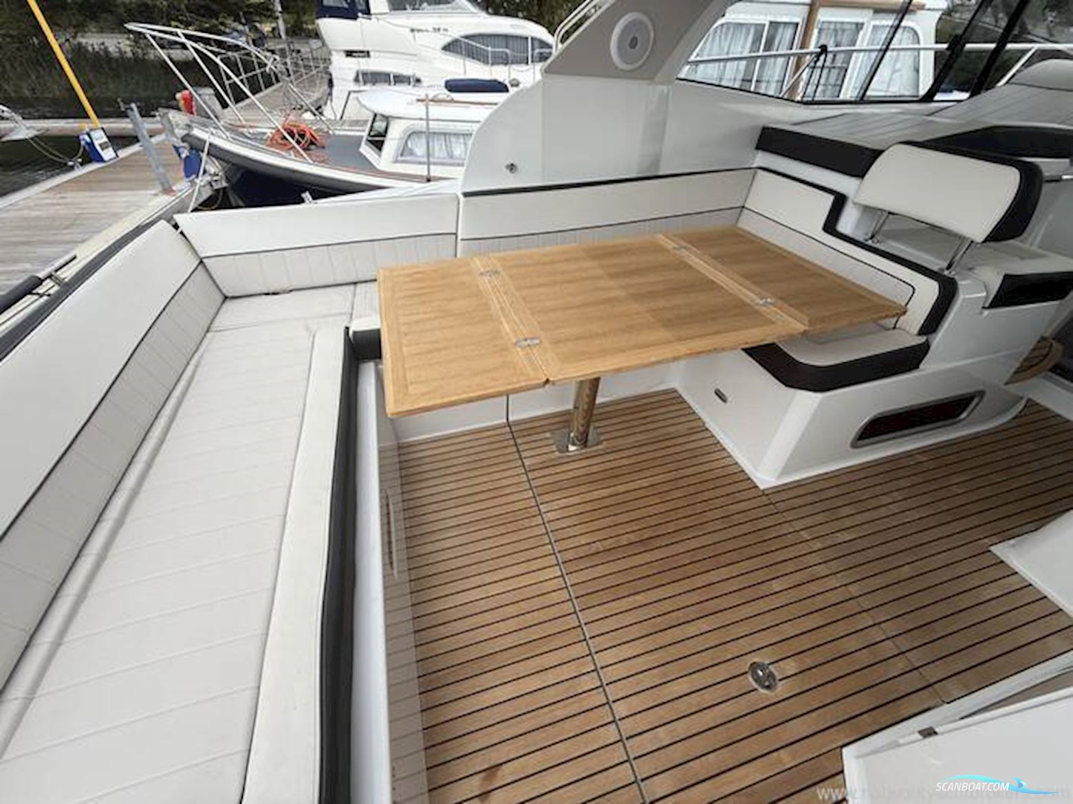 Jeanneau Leader 36