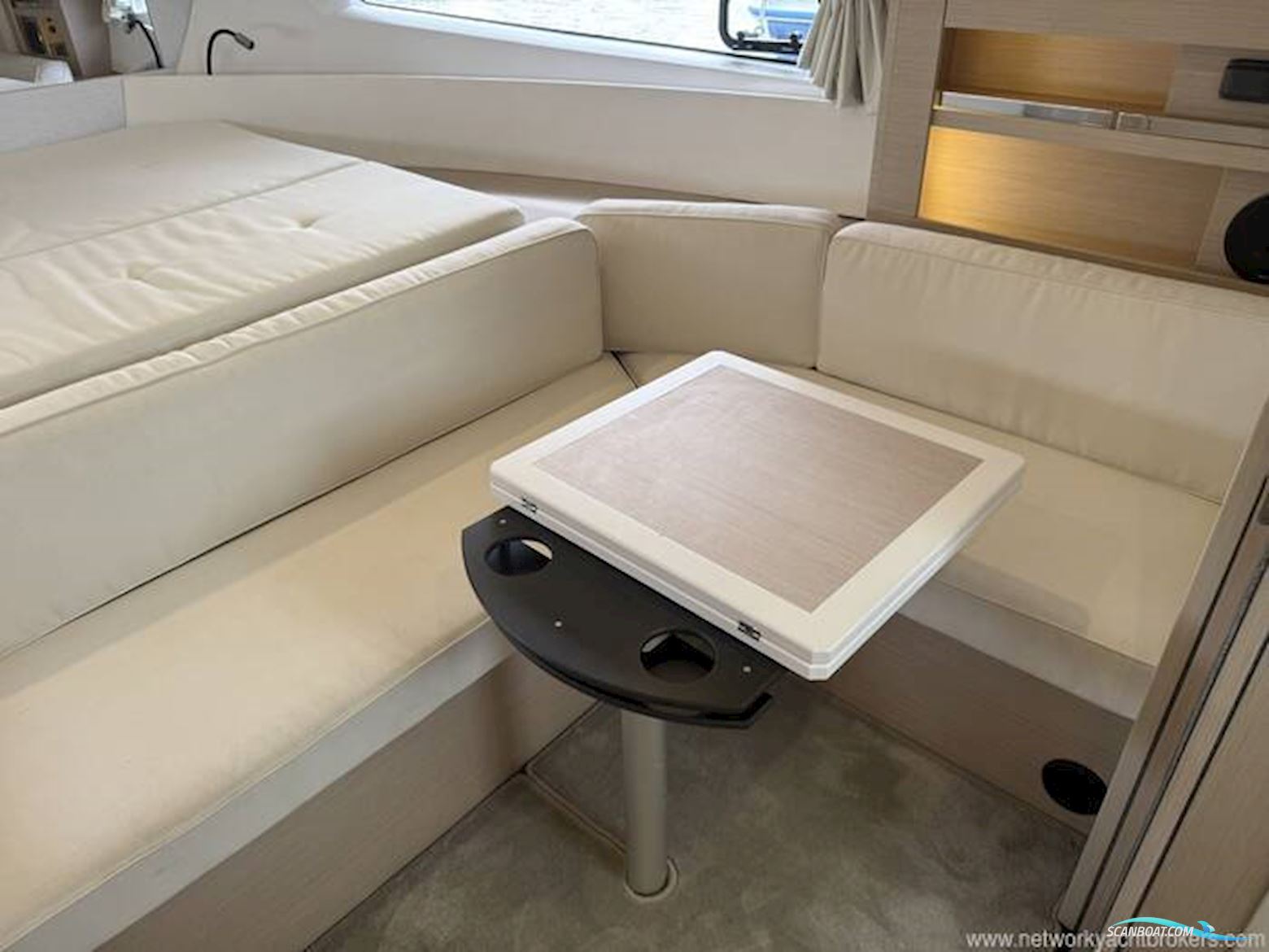 Jeanneau Leader 36
