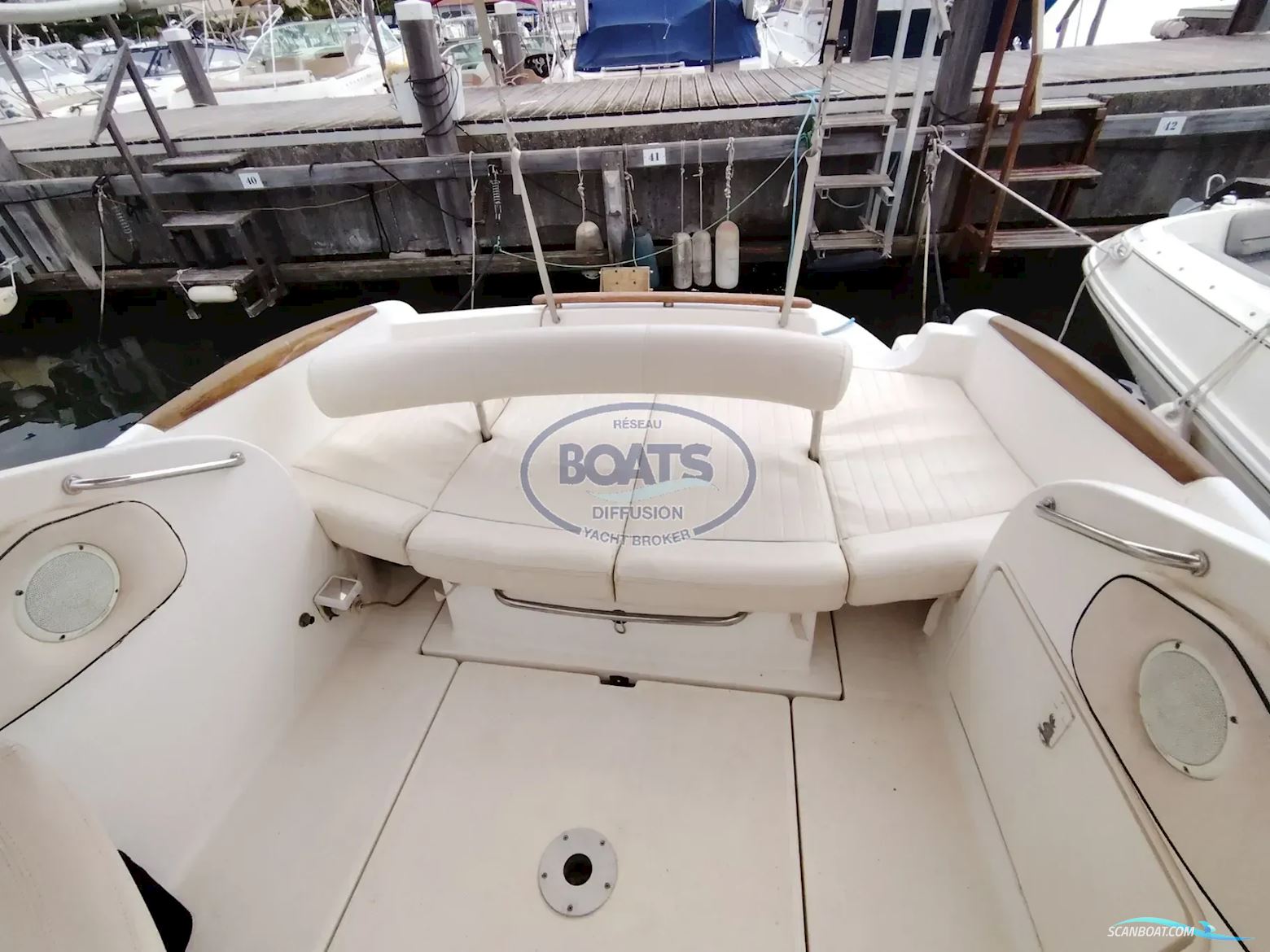 Jeanneau Leader 705