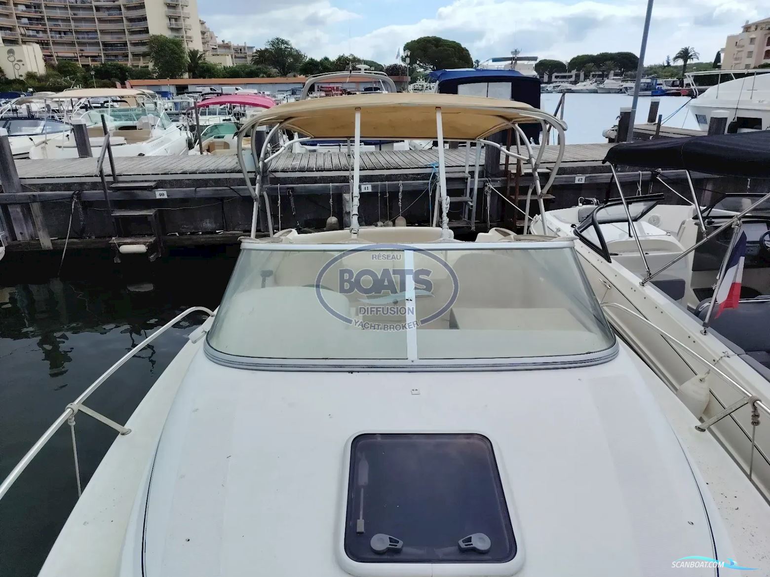 Jeanneau Leader 705
