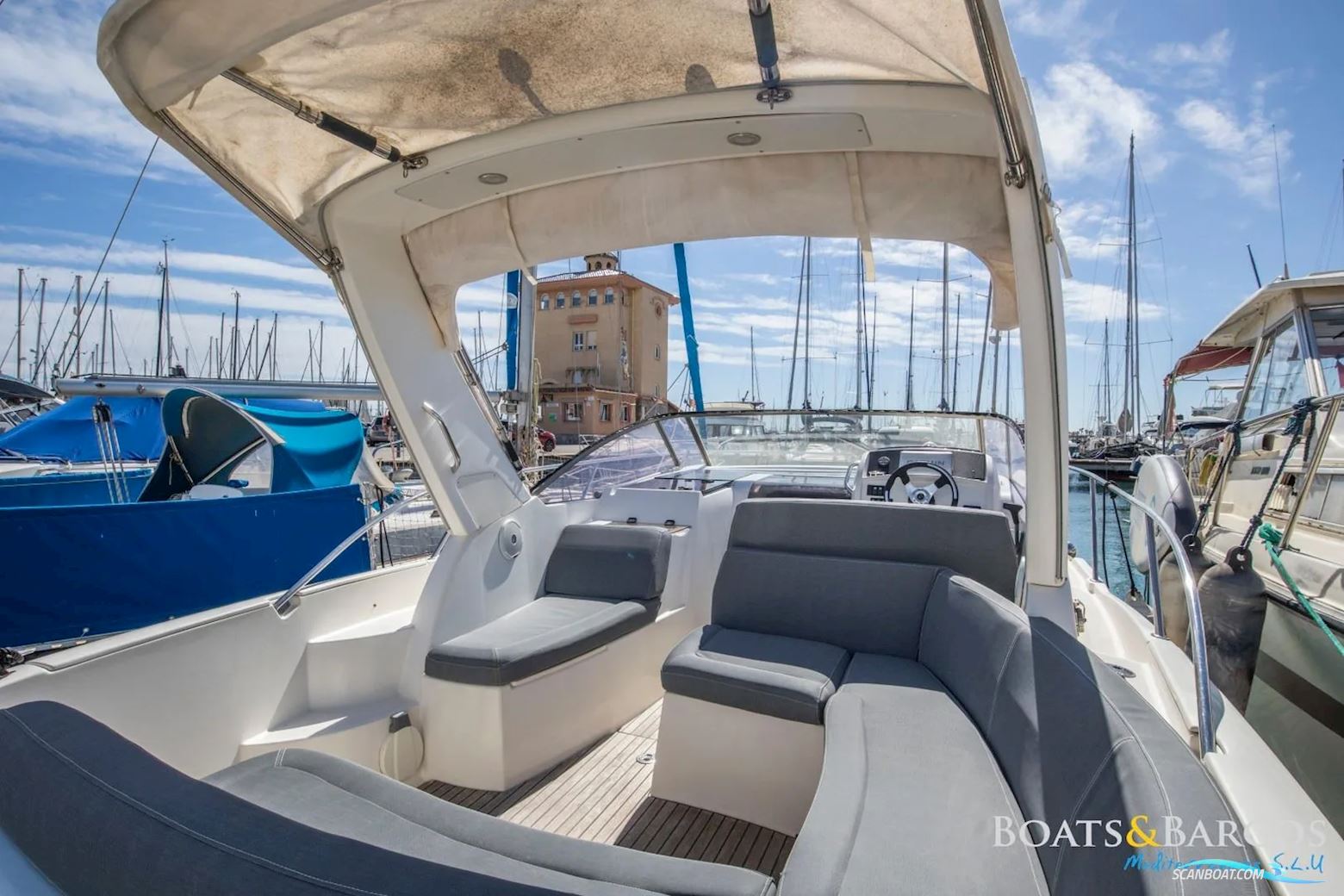 Jeanneau Leader 8