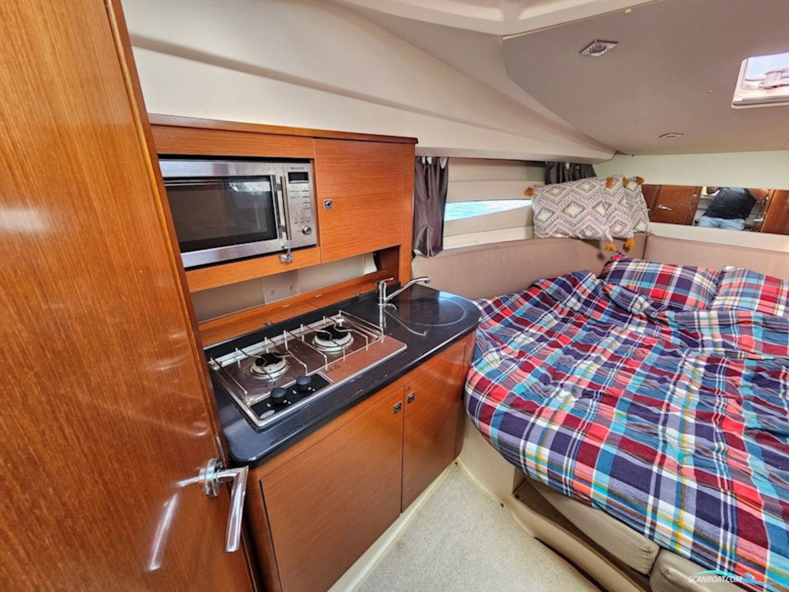 Jeanneau Leader 8