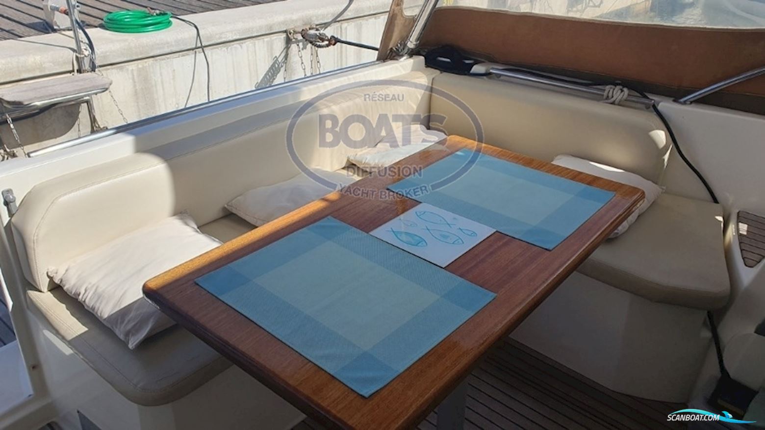 Jeanneau Merry Fisher 10