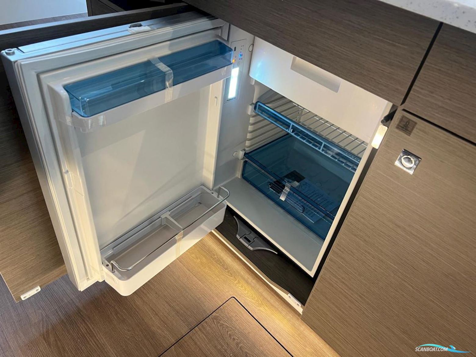 Jeanneau Merry Fisher 1095 Coupé Hardtop