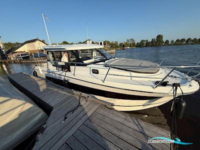 Jeanneau Merry Fisher 1095 Coupé Hardtop Motorbåd 2025, med Yamah Twin 150 motor, Holland