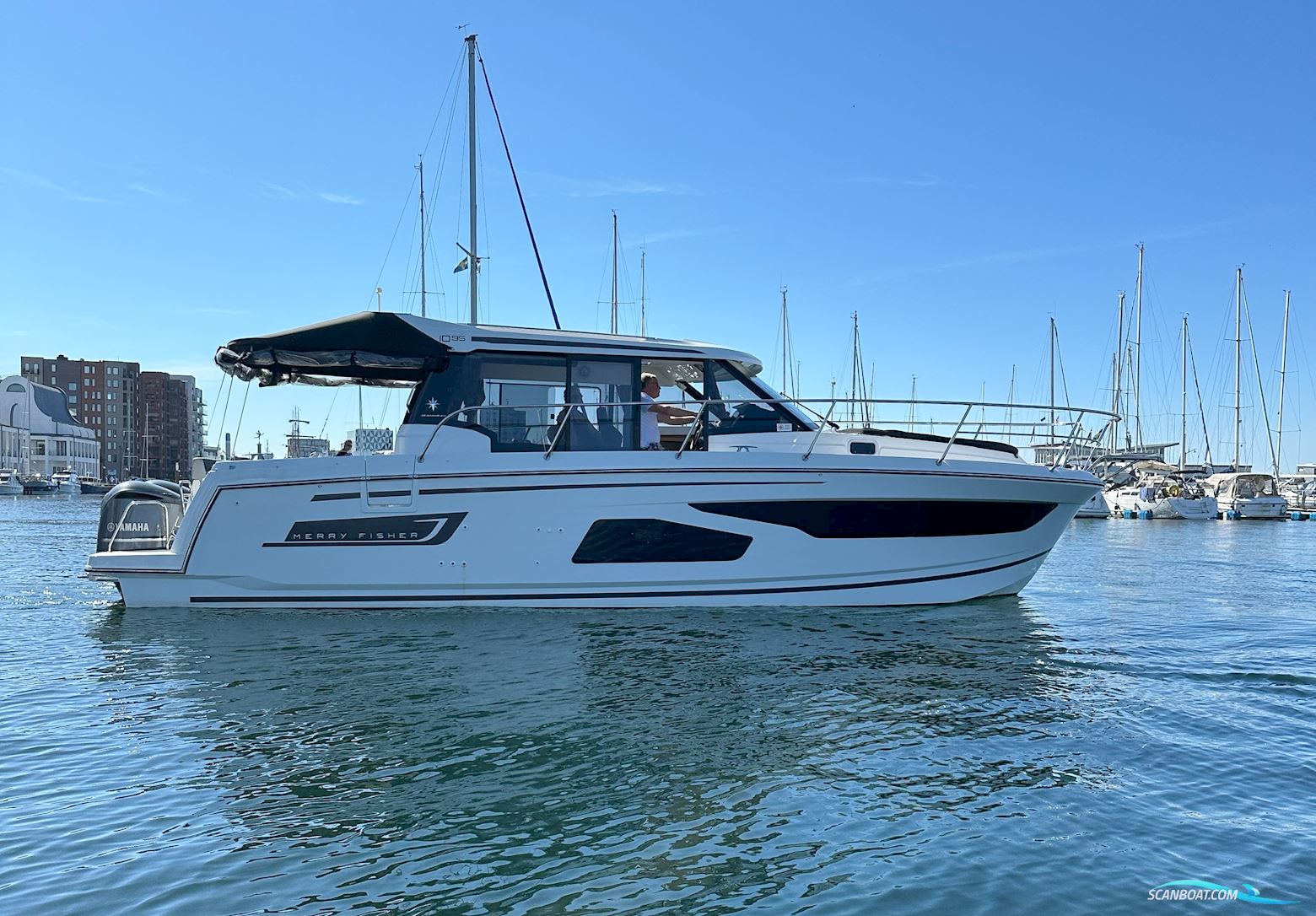 Jeanneau Merry Fisher 1095 Coupé