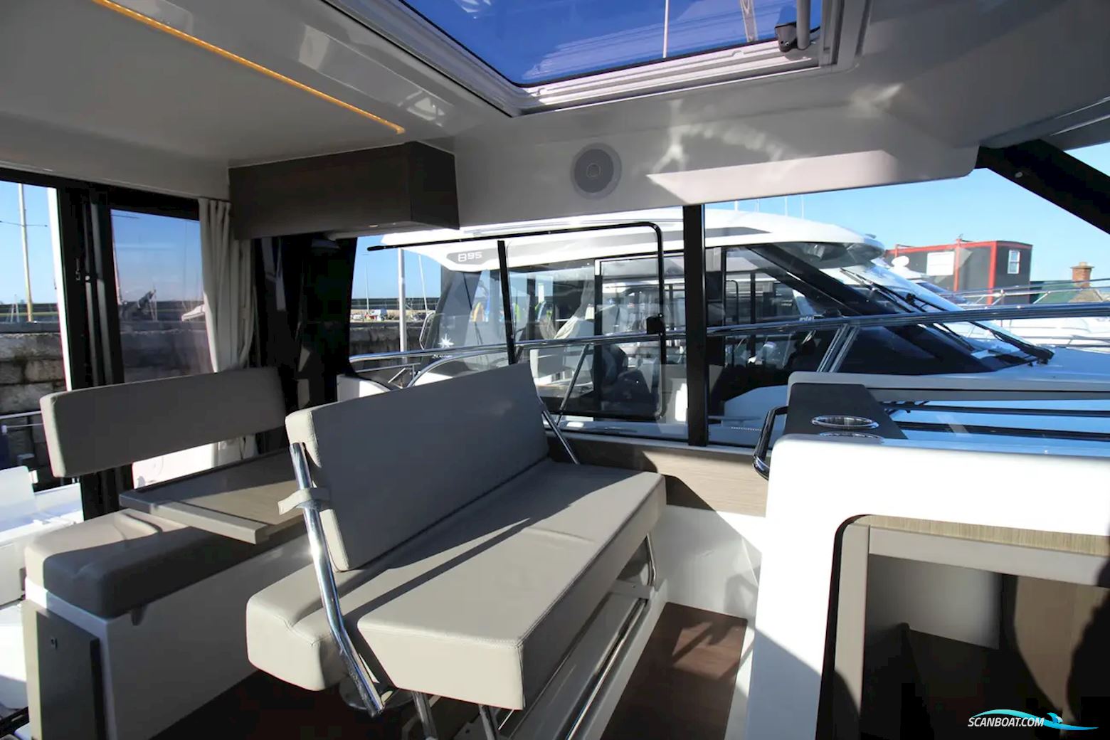 Jeanneau Merry Fisher 1095 Coupé