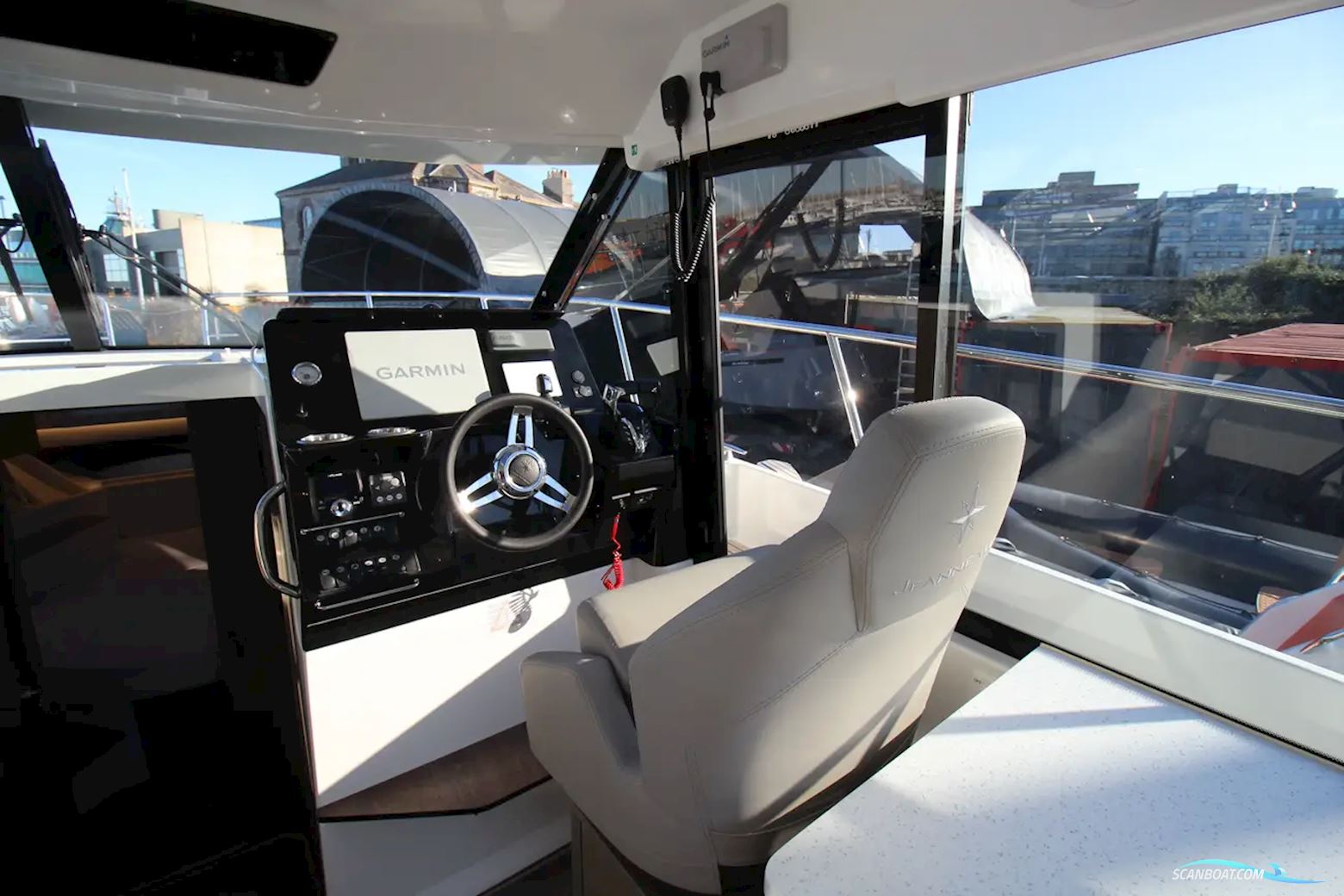 Jeanneau Merry Fisher 1095 Coupé