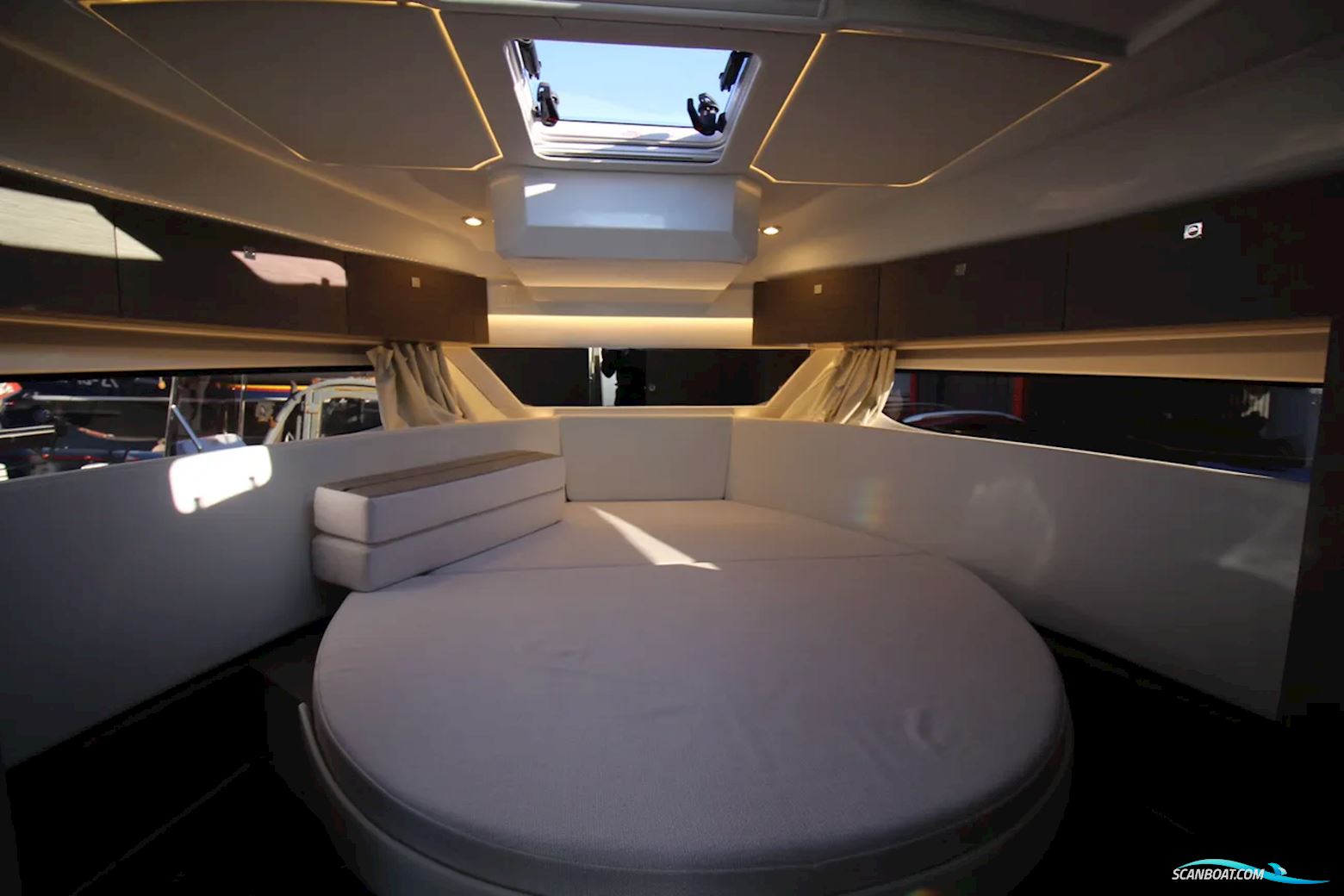 Jeanneau Merry Fisher 1095 Coupé