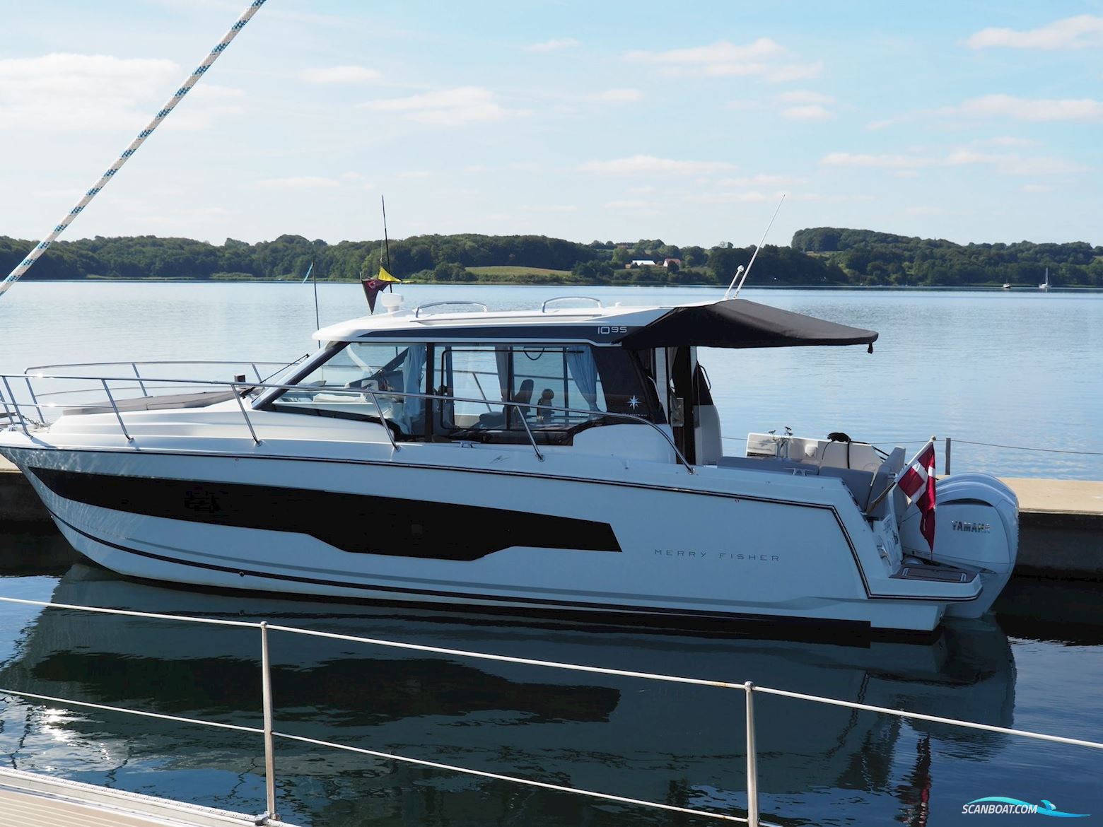 Jeanneau Merry Fisher 1095 Cruiser