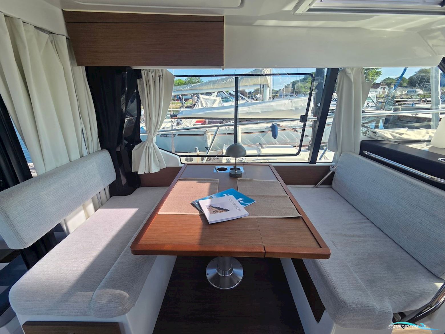 Jeanneau Merry Fisher 1095 Cruiser