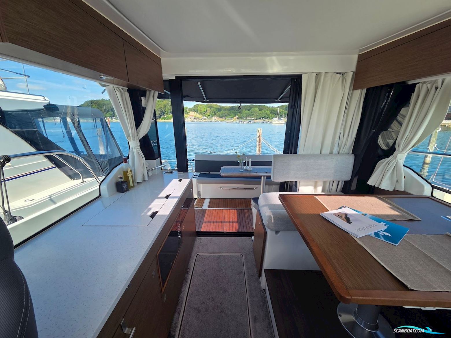 Jeanneau Merry Fisher 1095 Cruiser
