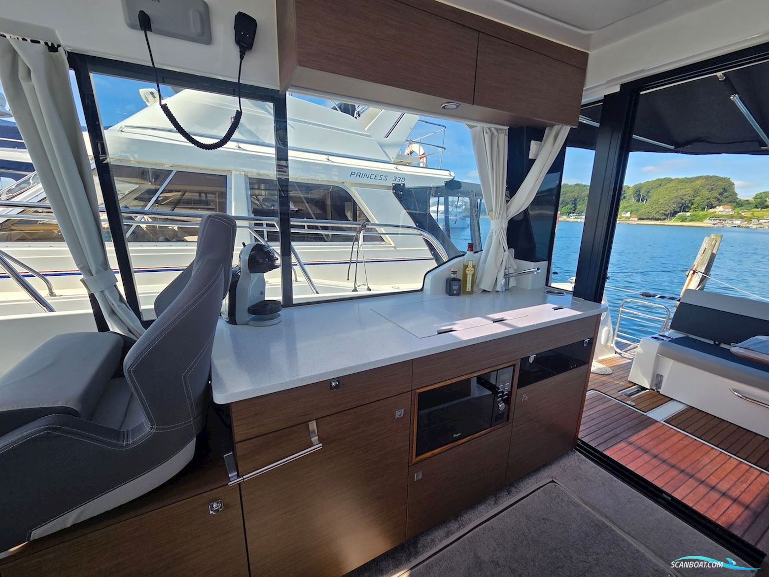 Jeanneau Merry Fisher 1095 Cruiser