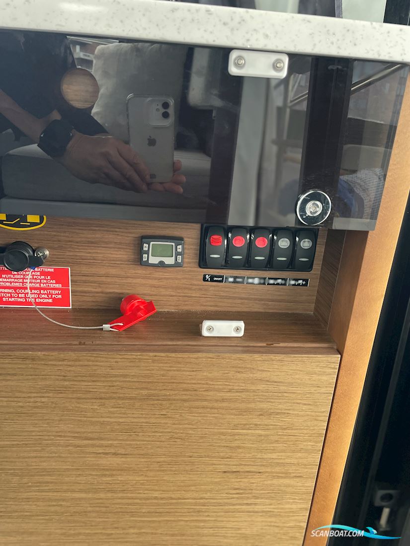 Jeanneau Merry Fisher 1095 Fly