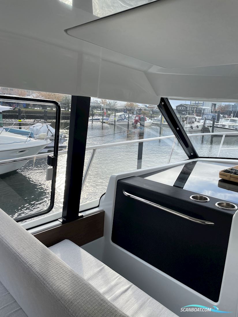 Jeanneau Merry Fisher 1095 Fly