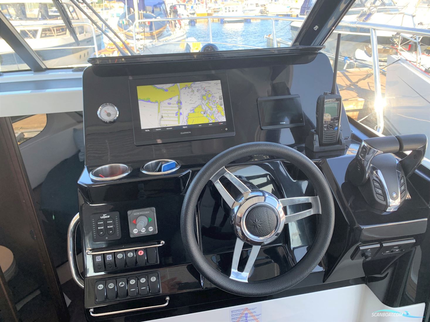 Jeanneau Merry Fisher 1095