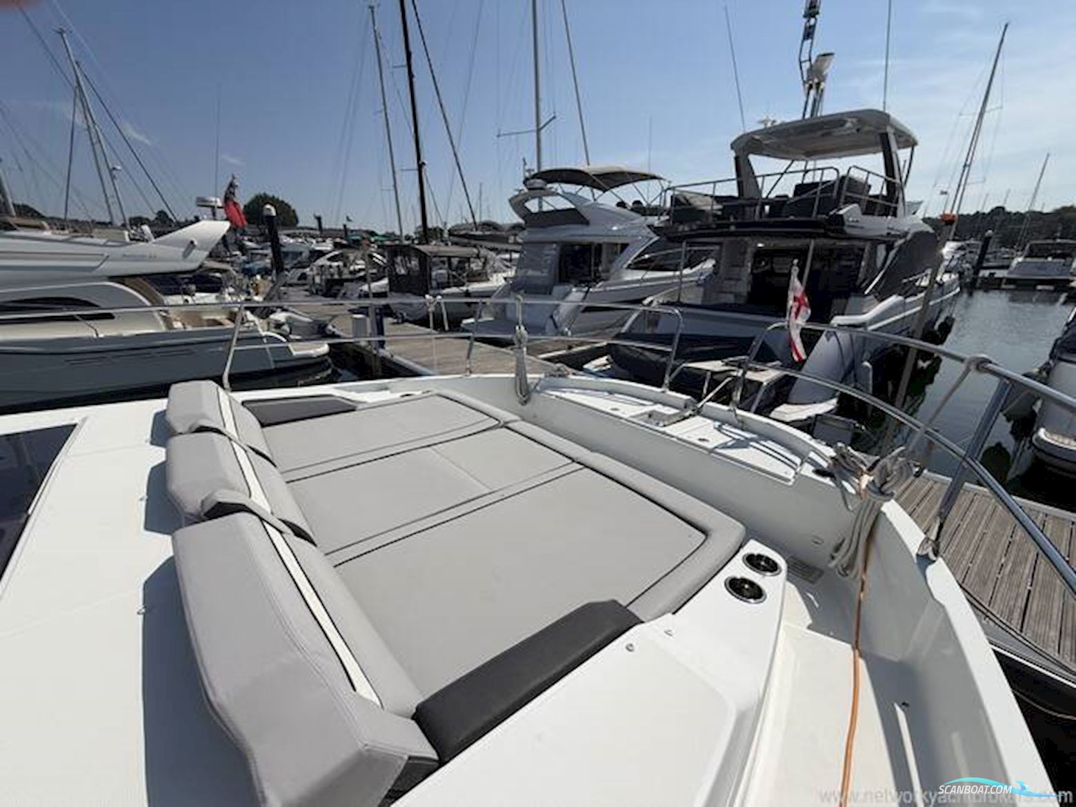 Jeanneau Merry Fisher 1295 Fly