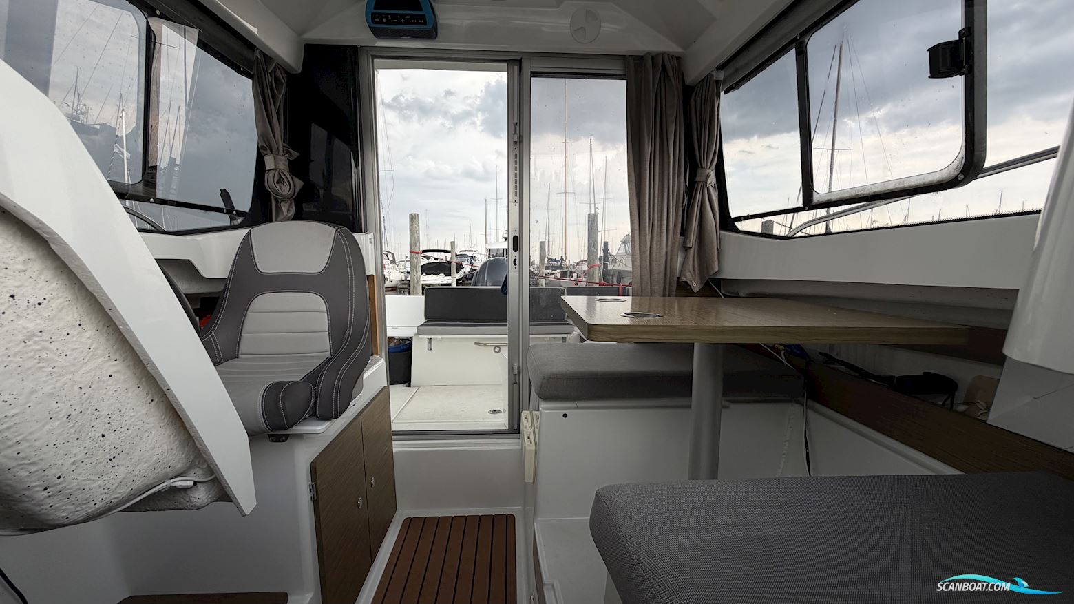 Jeanneau Merry Fisher 605