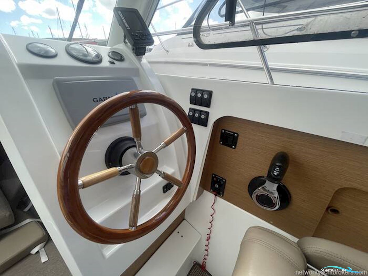 Jeanneau Merry Fisher 645