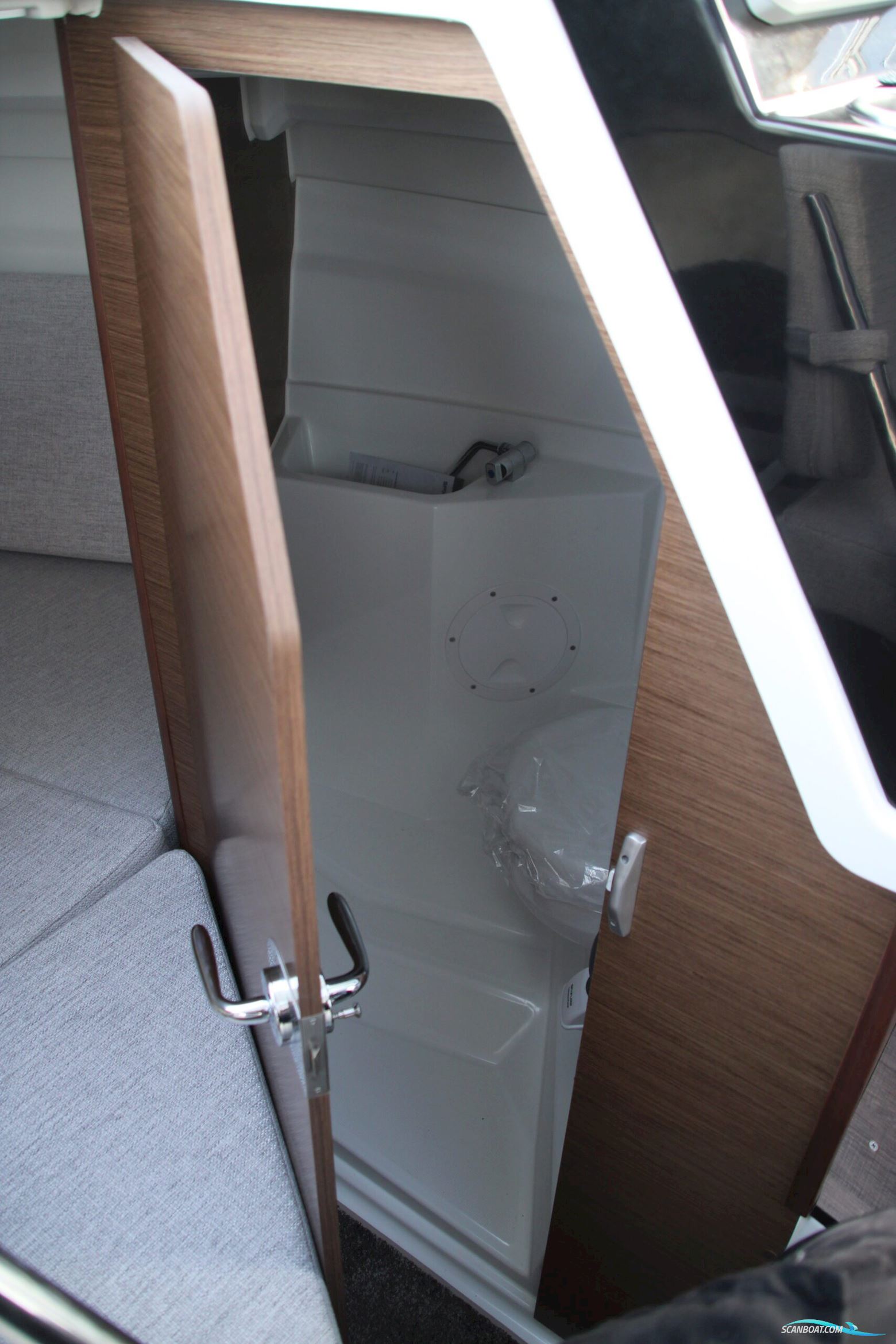 Jeanneau Merry Fisher 695 Cruiser