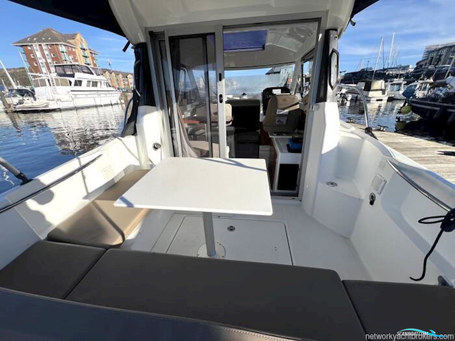 Jeanneau Merry Fisher 695