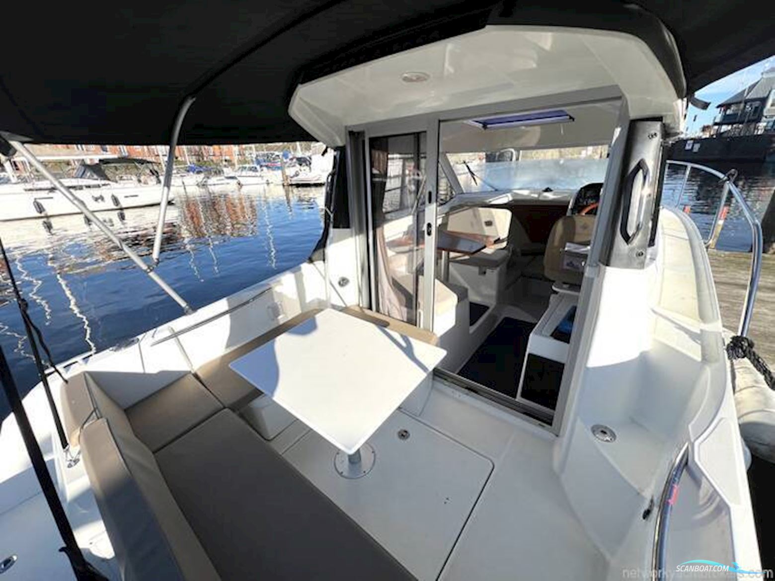 Jeanneau Merry Fisher 695