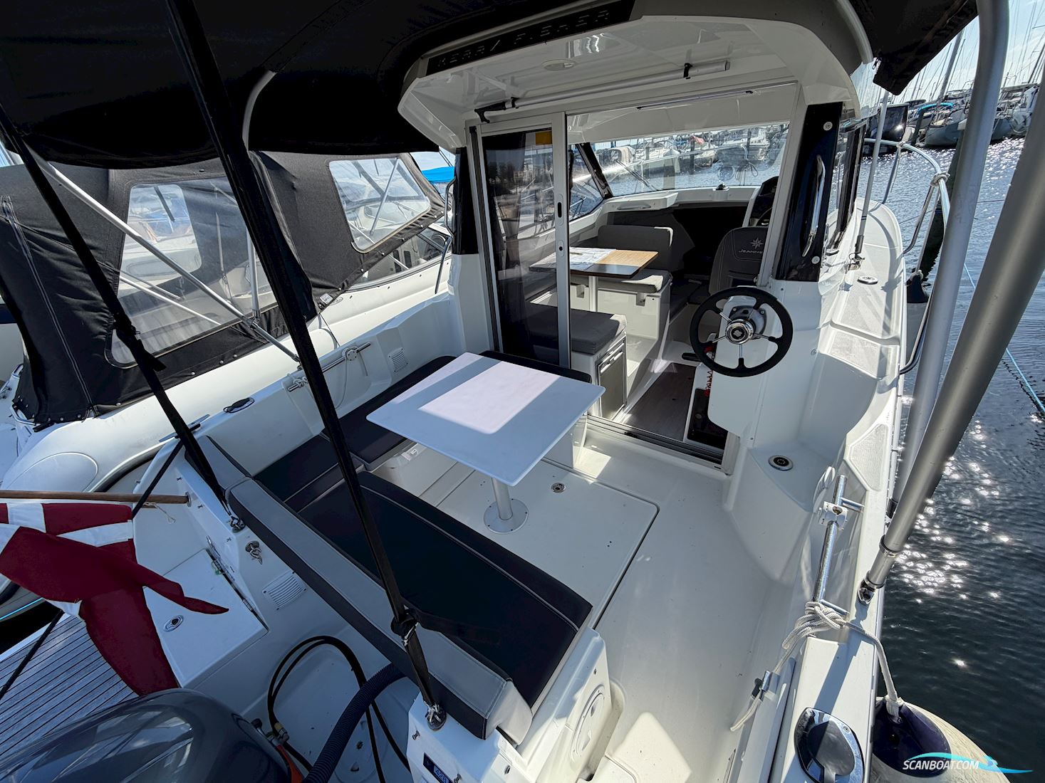 Jeanneau Merry Fisher 695