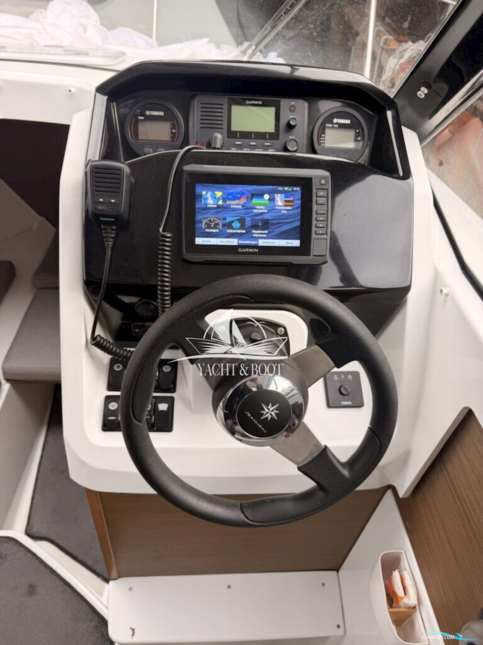 Jeanneau Merry Fisher 695