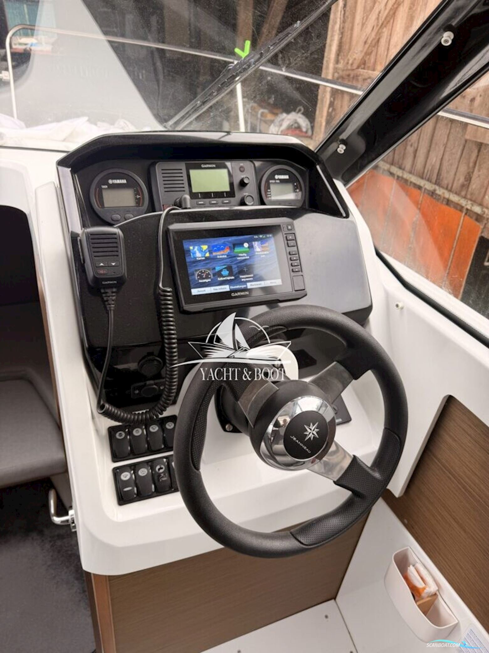 Jeanneau Merry Fisher 695