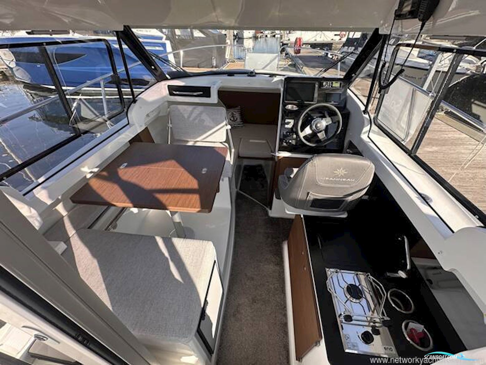 Jeanneau Merry Fisher 695 Series 2