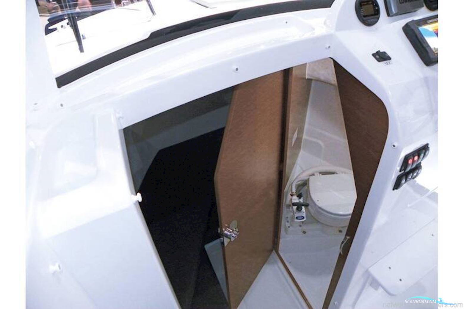 Jeanneau Merry Fisher 695 Sport