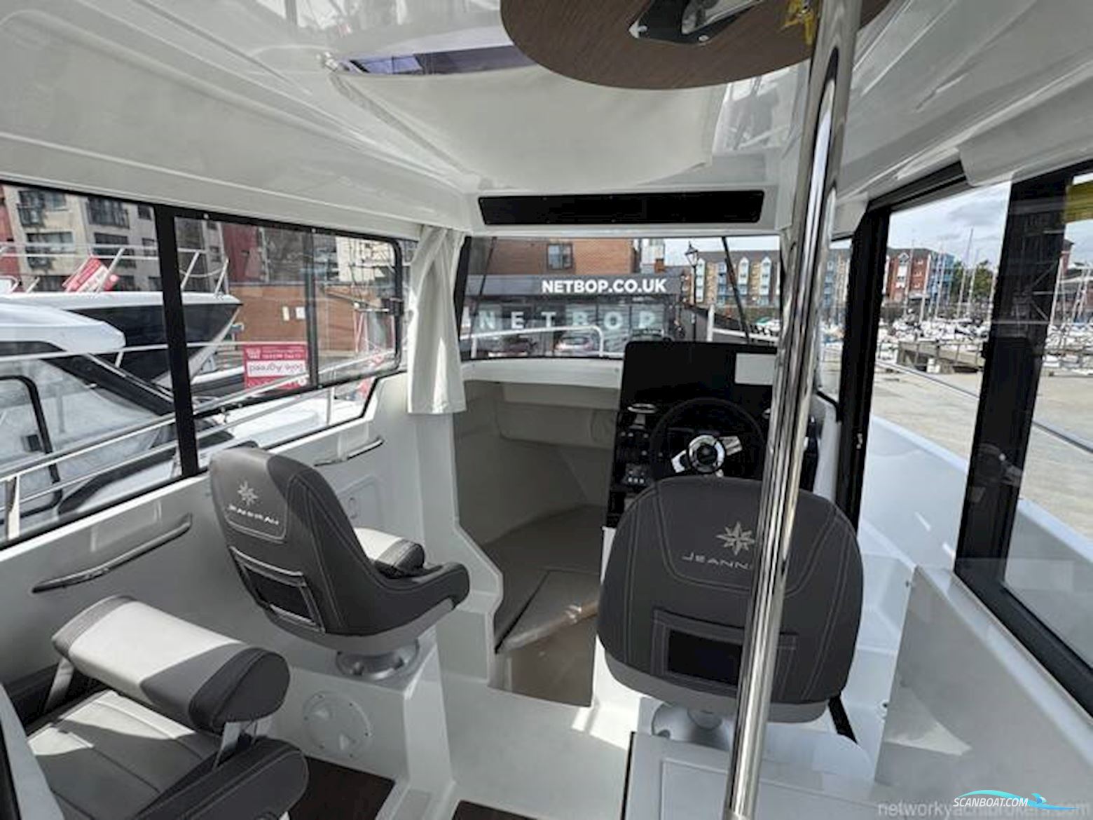 Jeanneau Merry Fisher 695 Sport