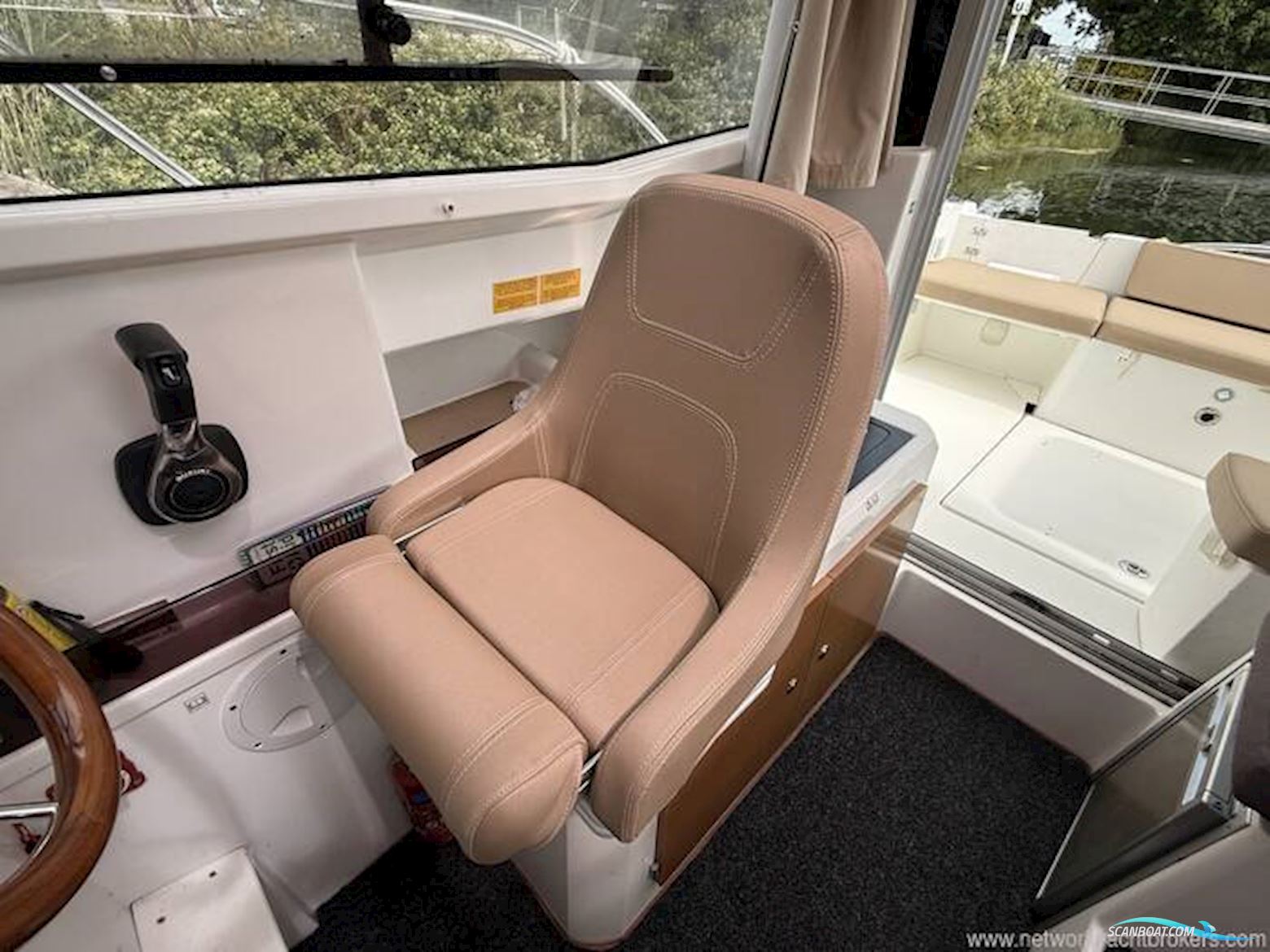 Jeanneau Merry Fisher 755