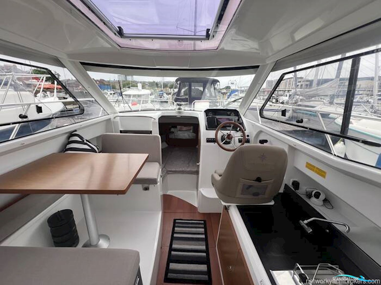 Jeanneau Merry Fisher 755