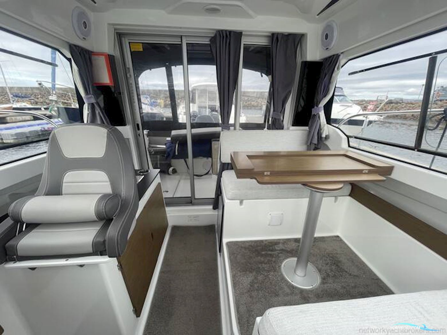 Jeanneau Merry Fisher 795 s2 Legende