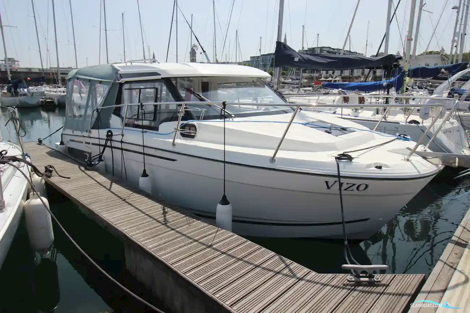 Jeanneau Merry Fisher 795