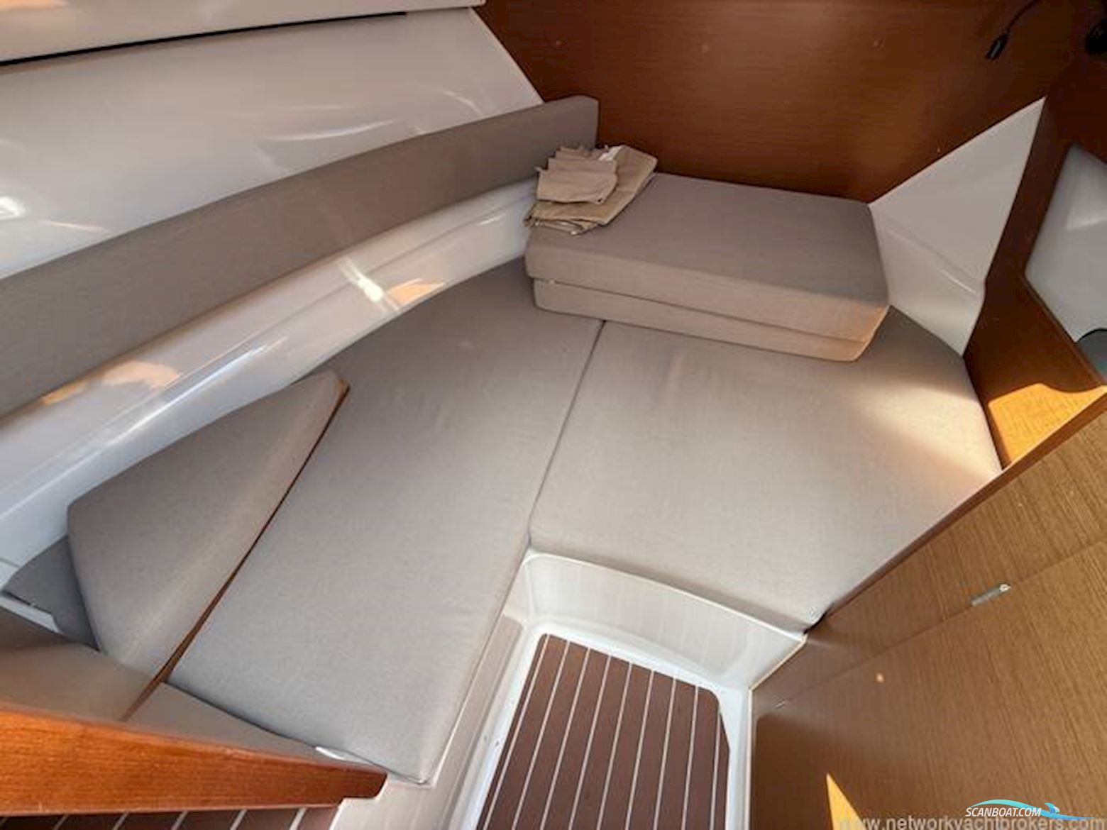 Jeanneau Merry Fisher 795