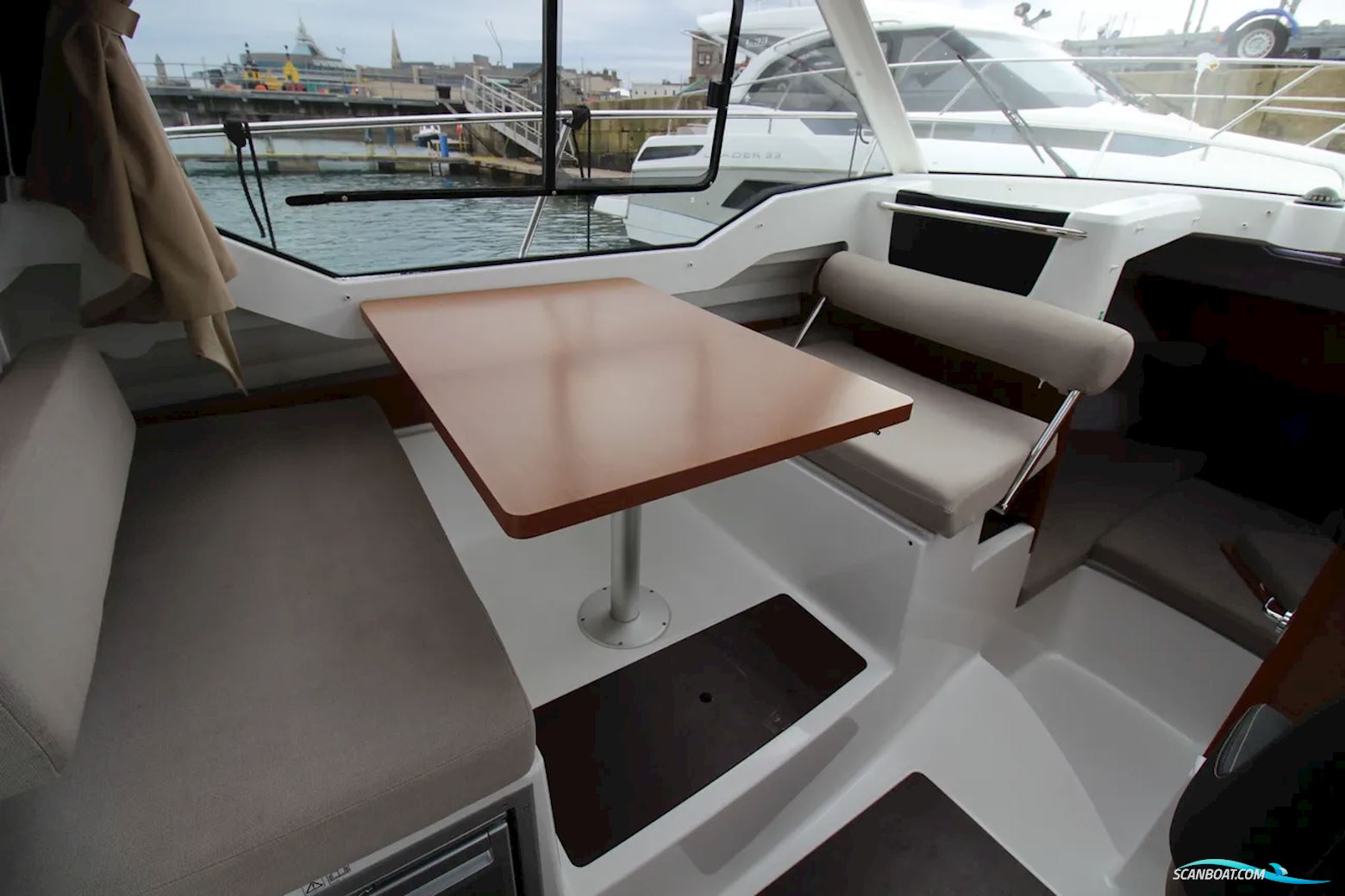 Jeanneau Merry Fisher 795