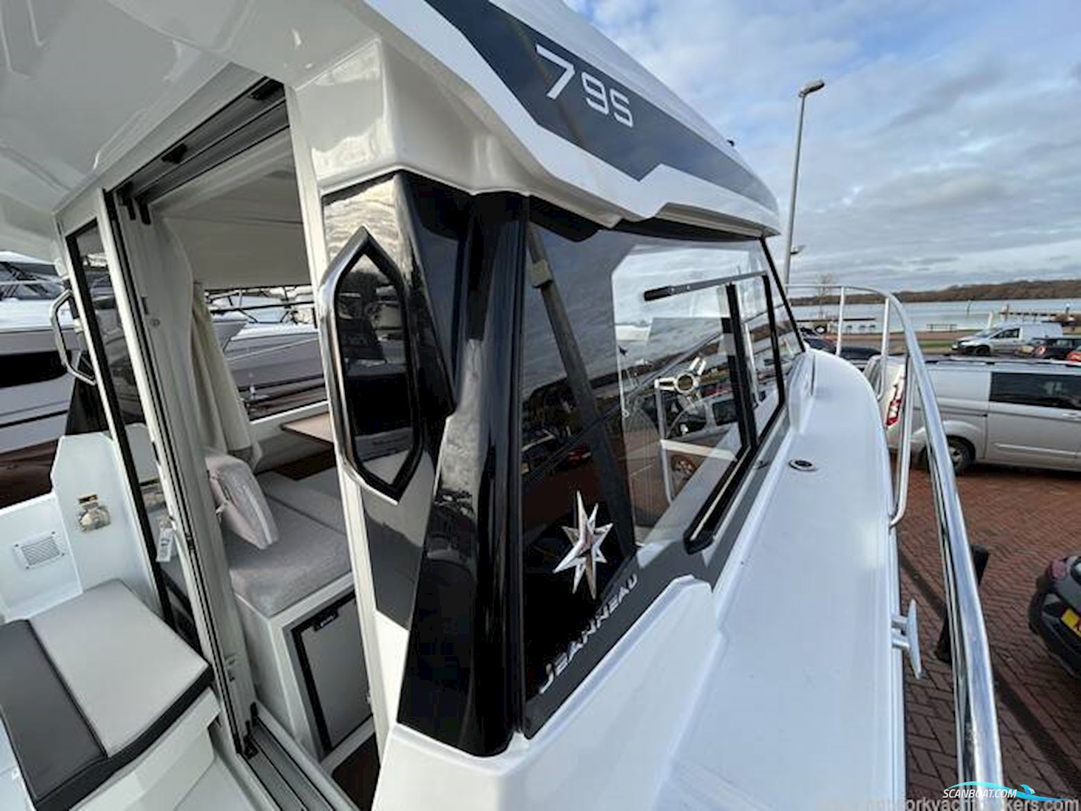 Jeanneau Merry Fisher 795 Series 2