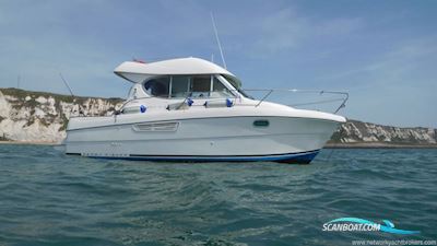 Jeanneau Merry Fisher 805 Motorbåd 2007, med Nanni 4.390 Tdi motor, England