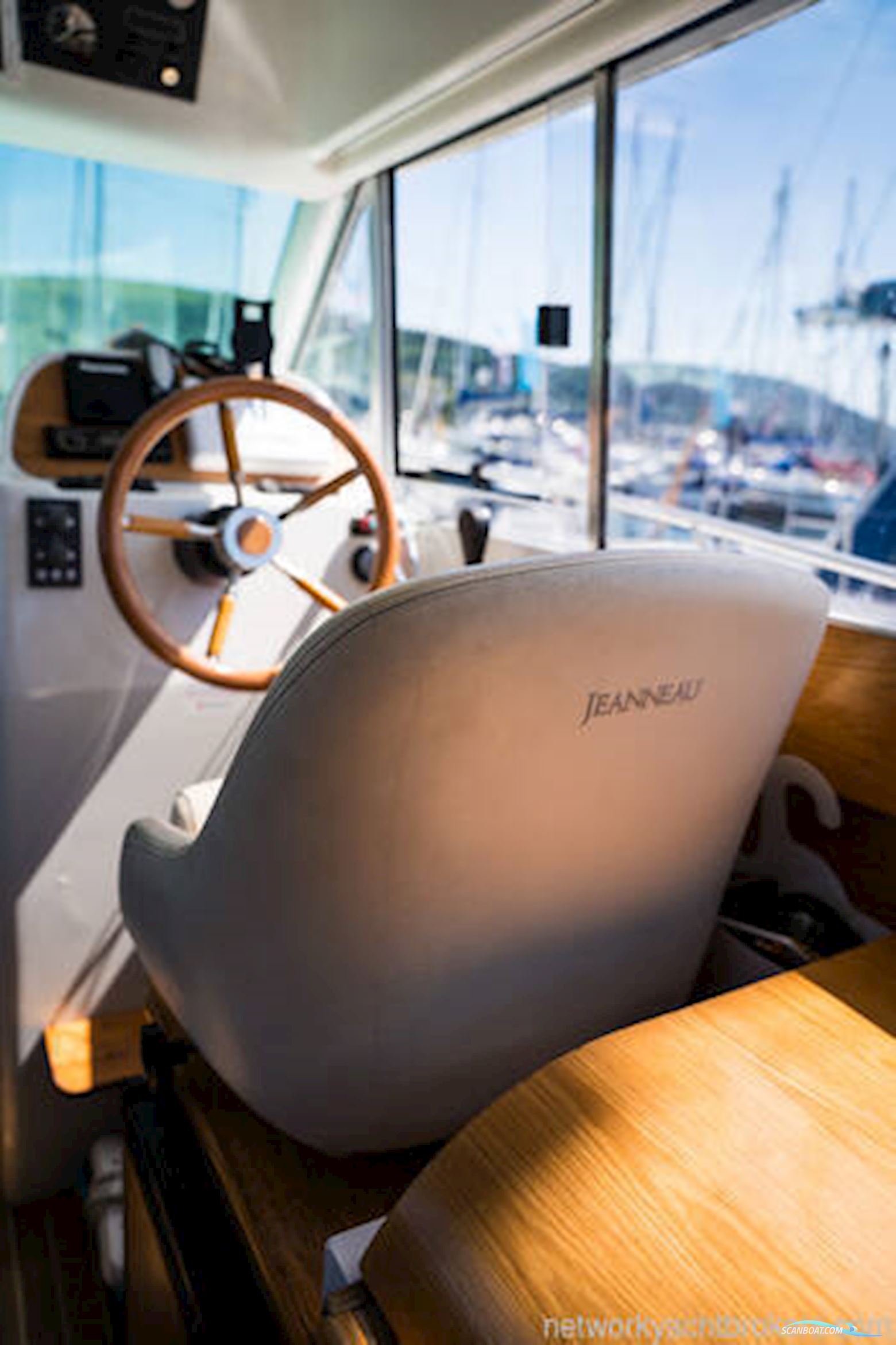 Jeanneau Merry Fisher 805