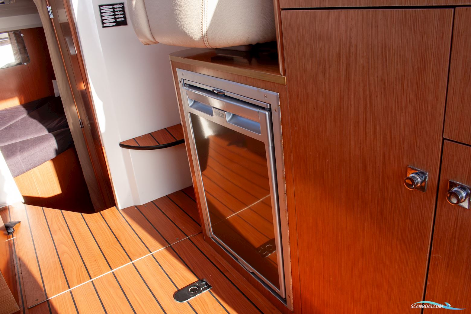 Jeanneau Merry Fisher 815