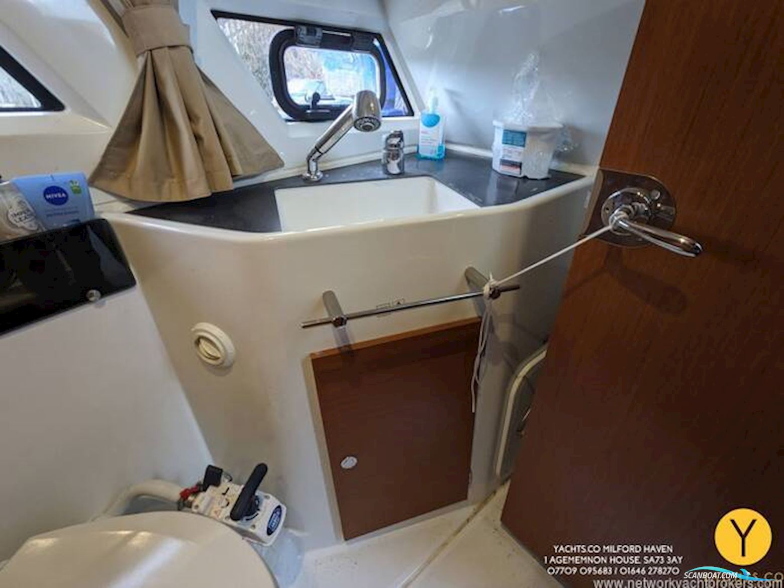 Jeanneau Merry Fisher 855