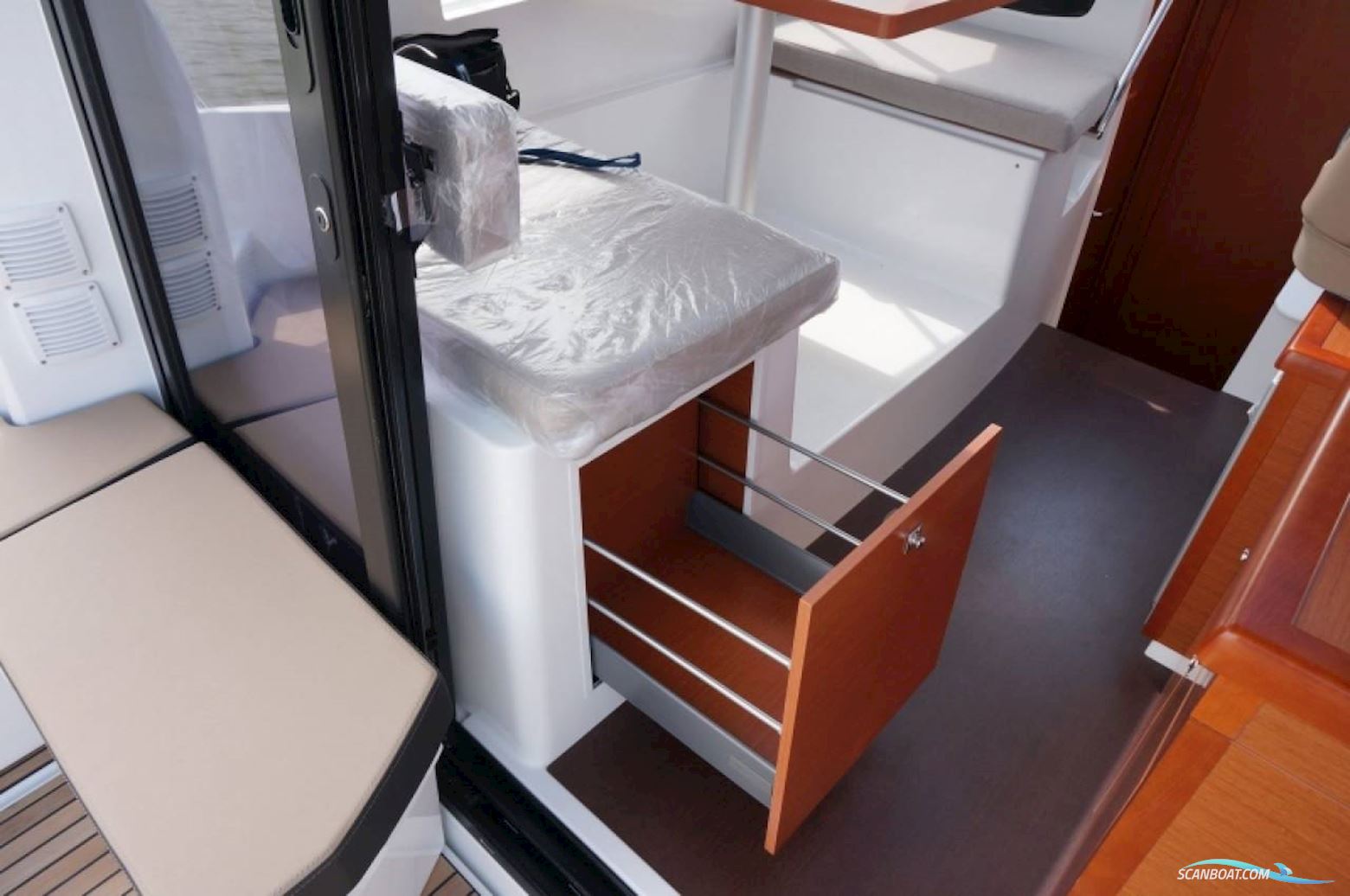 Jeanneau Merry Fisher 895 - 2 X 200 HK Yamaha