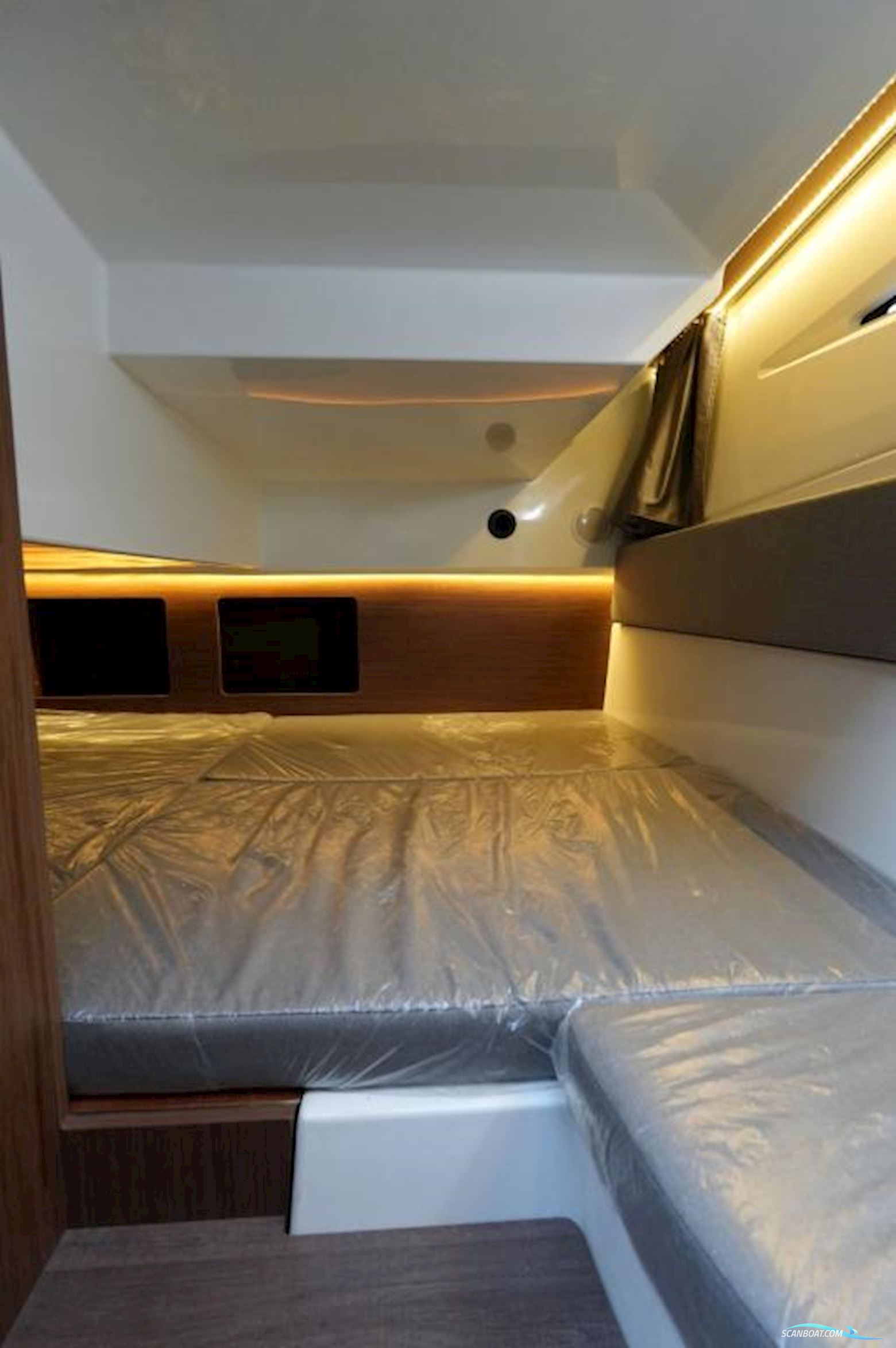 Jeanneau Merry Fisher 895