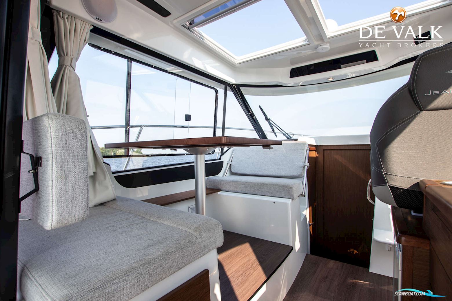 Jeanneau Merry Fisher 895