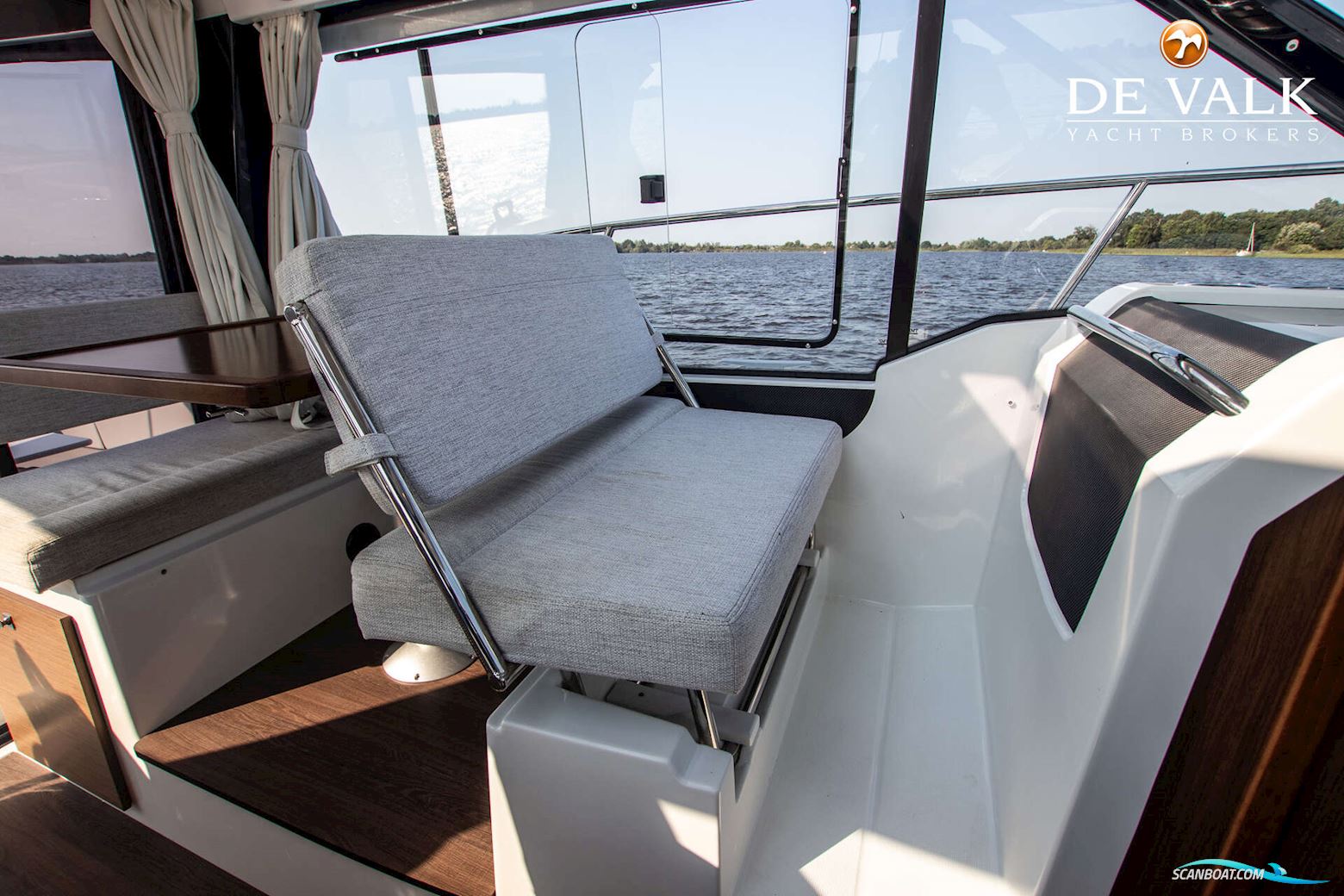 Jeanneau Merry Fisher 895