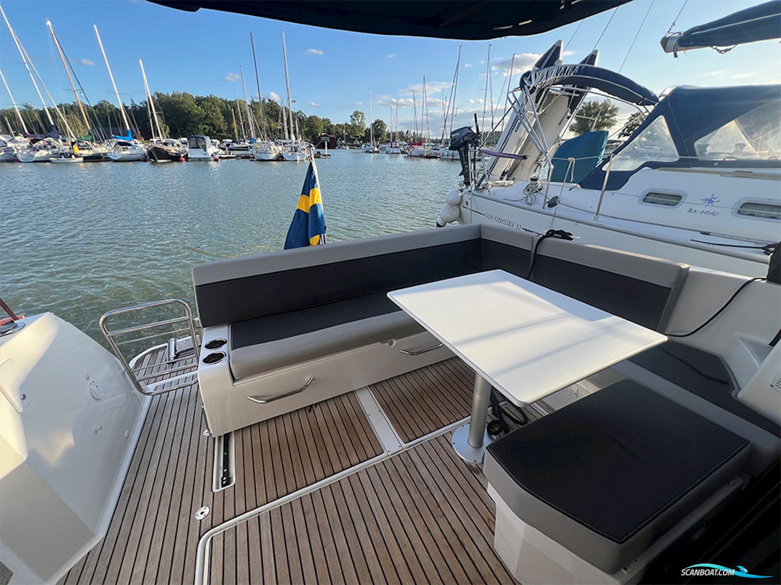 Jeanneau Merry Fisher 895