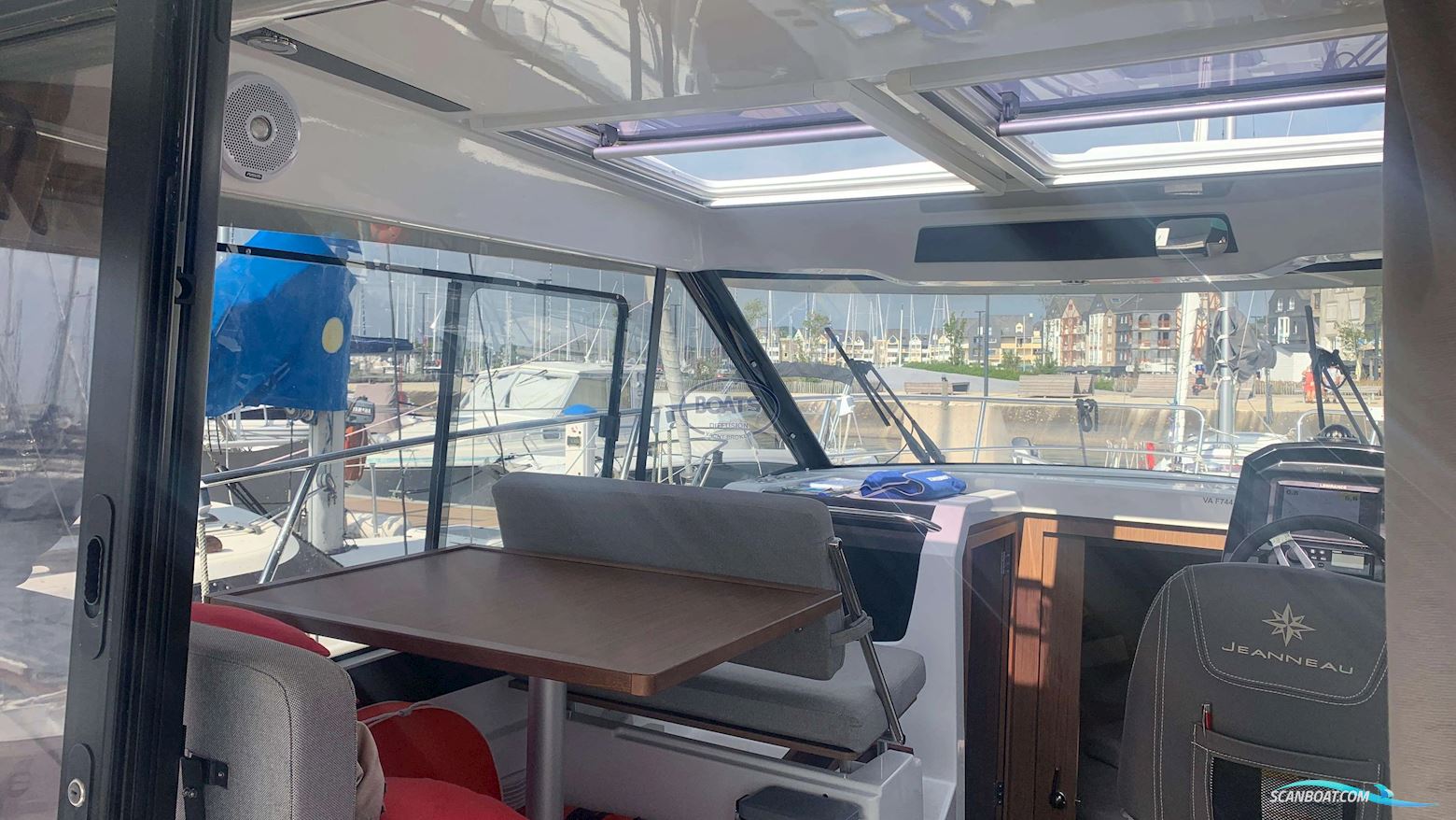 Jeanneau MERRY FISHER 895