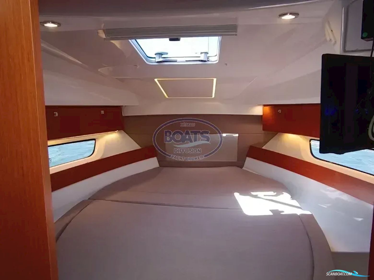 Jeanneau MERRY FISHER 895